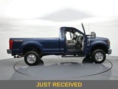 Used 2018  Ford Super Duty F-350 SRW 4WD Reg Cab 8' Box at Landmark Auto Credit Center near springfield&comma; IL