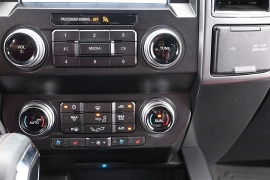 Used 2019  Ford F-150 4WD SuperCrew Lariat 5 1&sol;2 at Landmark Auto Credit Center near springfield&comma; IL