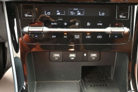 Used 2023  Kia Carnival SX Prestige FWD at Landmark Auto Credit Center near springfield&comma; IL