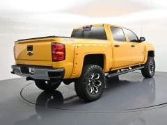 Used 2018  Chevrolet Silverado 1500 4WD Crew Cab LT at Landmark Auto Credit Center near springfield&comma; IL