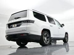 Used 2022  Jeep Grand Wagoneer Series I 4x4 at Landmark Auto Credit Center near springfield&comma; IL