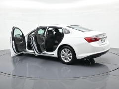 Used 2024  Chevrolet Malibu 4dr Sdn 1LT at Landmark Auto Credit Center near springfield&comma; IL