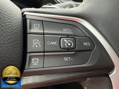 Used 2024  Jeep Grand Cherokee Altitude 4x4 at Landmark Auto Credit Center near springfield&comma; IL