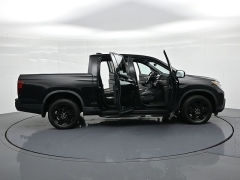 Used 2017  Honda Ridgeline Crew Cab AWD Black Edition at Landmark Auto Credit Center near springfield&comma; IL