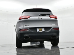 Used 2015  Jeep Cherokee 4WD 4dr Latitude at Landmark Auto Credit Center near springfield&comma; IL