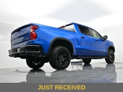 Used 2022  Chevrolet Silverado 1500 4WD Crew Cab 147" ZR2 at Landmark Auto Credit Center near springfield&comma; IL