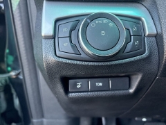 Used 2017  Ford Explorer 4d SUV 4WD XLT at Landmark Auto Credit Center near springfield&comma; IL