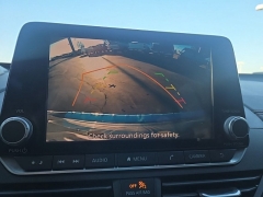 Used 2021  Nissan Altima 2&period;0 SR Sedan at Landmark Auto Credit Center near springfield&comma; IL