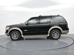 Used 2006  Ford Explorer 4d SUV 2WD Eddie Bauer V8 at Landmark Auto Credit Center near springfield&comma; IL