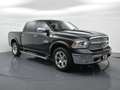 Used 2015  Ram 1500 4WD Crew Cab Laramie at Landmark Auto Credit Center near springfield&comma; IL