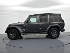 Used 2018  Jeep Wrangler Unlimited 4d SUV 4WD Sport at Landmark Auto Credit Center near springfield&comma; IL