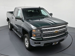 Used 2015  Chevrolet Silverado 1500 4WD Double Cab 143&period;5" LT w&sol;1LT at Landmark Auto Credit Center near springfield&comma; IL