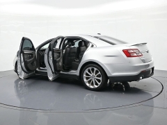 Used 2019  Ford Taurus 4d Sedan AWD Limited at Landmark Auto Credit Center near springfield&comma; IL
