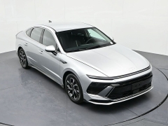 Used 2024  Hyundai Sonata SEL 2&period;5L AWD at Landmark Auto Credit Center near springfield&comma; IL