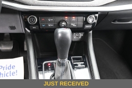 Used 2022  Jeep Compass Latitude 4x4 at Landmark Auto Credit Center near springfield&comma; IL