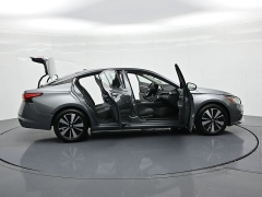 Used 2022  Nissan Altima 2&period;5 SV Sedan at Landmark Auto Credit Center near springfield&comma; IL