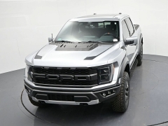 Used 2022  Ford F-150 4WD Raptor SuperCrew 5&period;5' Box at Landmark Auto Credit Center near springfield&comma; IL
