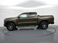 Used 2024  GMC Canyon 4WD Crew Cab AT4 at Landmark Auto Credit Center near springfield&comma; IL