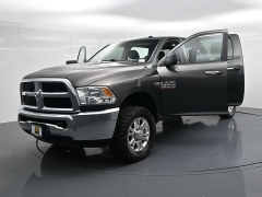 Used 2018  Ram 2500 4WD Crew Cab SLT at Landmark Auto Credit Center near springfield&comma; IL