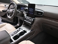 Used 2022  Ford Explorer Platinum 4WD at Landmark Auto Credit Center near springfield&comma; IL