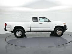 Used 2019  Toyota Tacoma 2WD SR Access Cab 6' Bed I4 AT &lpar;Natl&rpar; at Landmark Auto Credit Center near springfield&comma; IL
