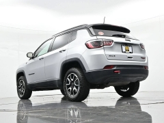 Used 2025  Jeep Compass Trailhawk 4x4 at Landmark Auto Credit Center near springfield&comma; IL