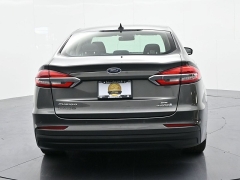 Used 2019  Ford Fusion Hybrid 4d Sedan FWD SE at Landmark Auto Credit Center near springfield&comma; IL