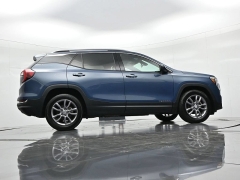 Used 2024  GMC Terrain FWD 4dr SLT at Landmark Auto Credit Center near springfield&comma; IL