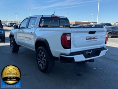 Used 2024  GMC Canyon 4WD Crew Cab AT4 at Landmark Auto Credit Center near springfield&comma; IL