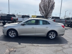 Used 2015  Chevrolet Malibu 4d Sedan LS at Landmark Auto Credit Center near springfield&comma; IL