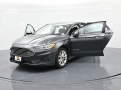 Used 2019  Ford Fusion Hybrid 4d Sedan FWD SE at Landmark Auto Credit Center near springfield&comma; IL