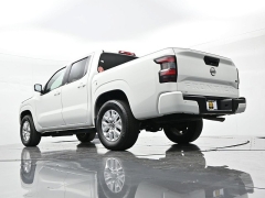 Used 2023  Nissan Frontier Crew Cab 4x2 SV Auto at Landmark Auto Credit Center near springfield&comma; IL