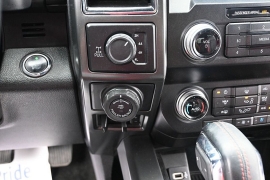 Used 2019  Ford F-150 4WD SuperCrew Lariat 5 1&sol;2 at Landmark Auto Credit Center near springfield&comma; IL