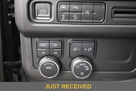 Used 2023  Chevrolet Suburban 4WD 4dr Premier at Landmark Auto Credit Center near springfield&comma; IL