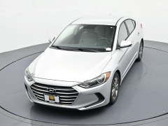 Used 2018  Hyundai Elantra 4d Sedan Limited SULEV at Landmark Auto Credit Center near springfield&comma; IL