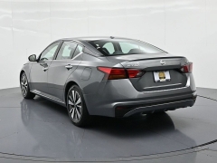 Used 2022  Nissan Altima 2&period;5 SV Sedan at Landmark Auto Credit Center near springfield&comma; IL