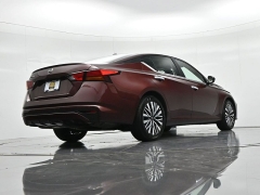 Used 2025  Nissan Altima SV FWD at Landmark Auto Credit Center near springfield&comma; IL