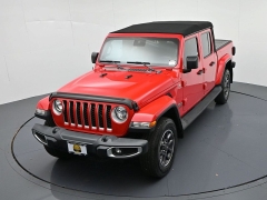 Used 2020  Jeep Gladiator Overland 4x4 at Landmark Auto Credit Center near springfield&comma; IL