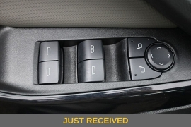 Used 2025  Chevrolet Equinox FWD 4dr LT w&sol;1LT at Landmark Auto Credit Center near springfield&comma; IL