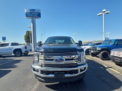 Used 2018  Ford Super Duty F-250 SRW 4WD Crew Cab Box at Landmark Auto Credit Center near springfield&comma; IL