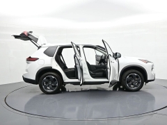 Used 2024  Nissan Rogue FWD SV at Landmark Auto Credit Center near springfield&comma; IL