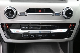 Used 2022  Ford Explorer XLT 4WD at Landmark Auto Credit Center near springfield&comma; IL