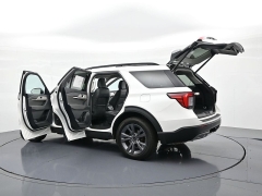 Used 2025  Ford Explorer Active 4WD at Landmark Auto Credit Center near springfield&comma; IL