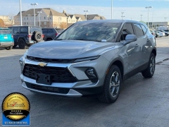 Used 2023  Chevrolet Blazer FWD 4dr LT w&sol;2LT at Landmark Auto Credit Center near springfield&comma; IL