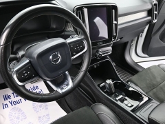 Used 2020  Volvo XC40 4d SUV FWD T4 R-Design at Landmark Auto Credit Center near springfield&comma; IL