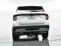 Used 2025  Ford Explorer Active 4WD at Landmark Auto Credit Center near springfield&comma; IL
