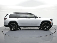 Used 2025  Jeep Grand Cherokee L Limited 4x4 at Landmark Auto Credit Center near springfield&comma; IL