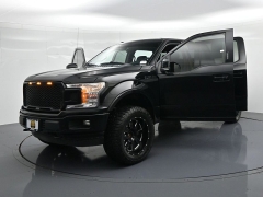 Used 2018  Ford F-150 4WD SuperCrew Box at Landmark Auto Credit Center near springfield&comma; IL