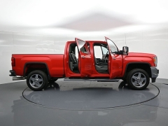Used 2016  GMC Sierra 2500HD 4WD Crew Cab 153&period;7" at Landmark Auto Credit Center near springfield&comma; IL