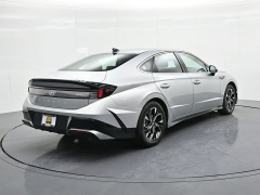 Used 2024  Hyundai Sonata SEL 2&period;5L FWD at Landmark Auto Credit Center near springfield&comma; IL